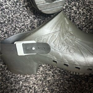 Gently used calzuros size 38/39